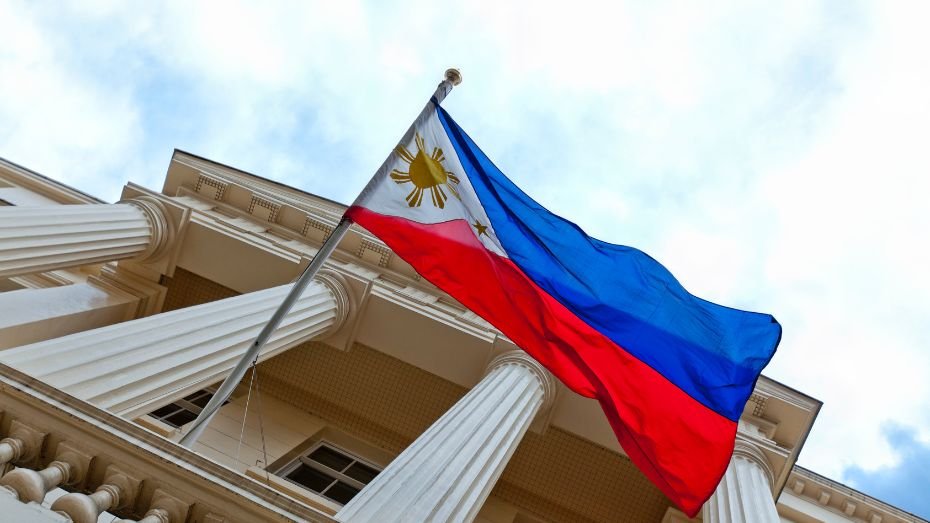 Early Career in Philippine Entertainment